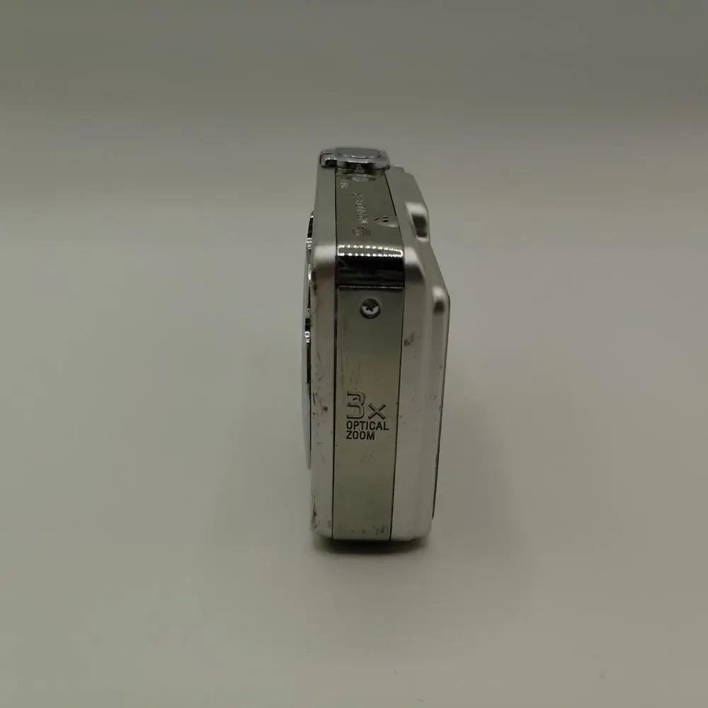 Sony Cyber-shot 6MP Digital Camera Bad Screen No Battery Parts